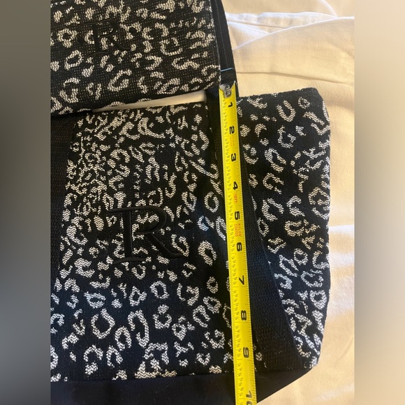 Thirty One monogrammed purse and wallet “R” - Picture 3 of 14